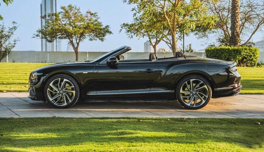 Bentley Continental GTC 2025