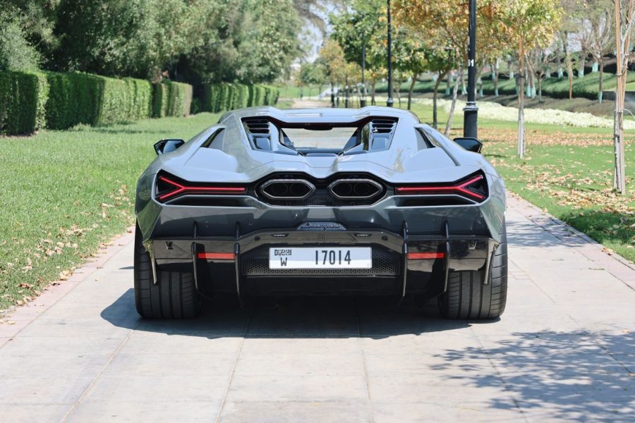 Lamborghini Revuelto 2025