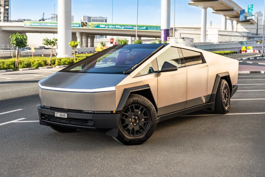 Tesla Cybertruck 2025