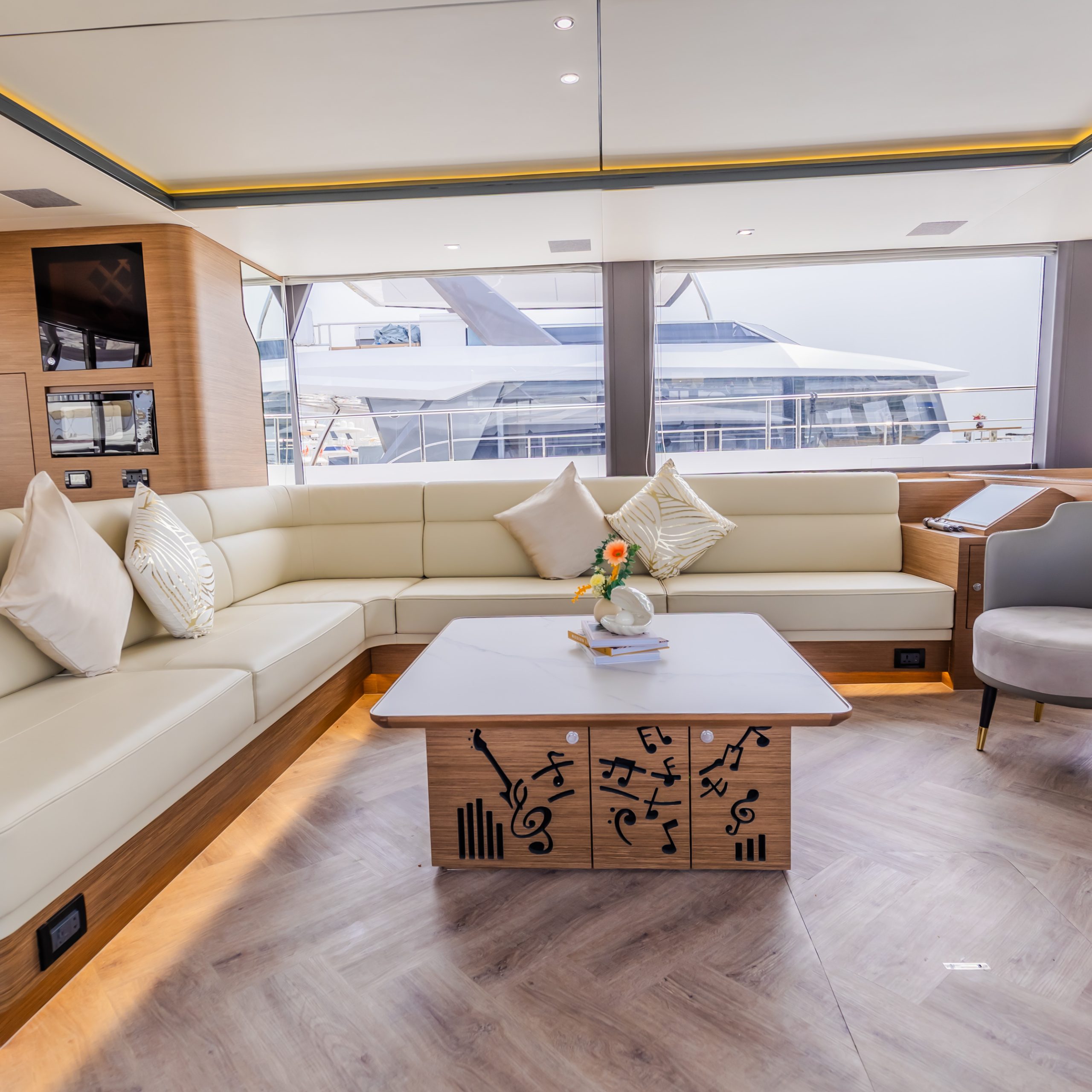 60ft Yacht, Haven
