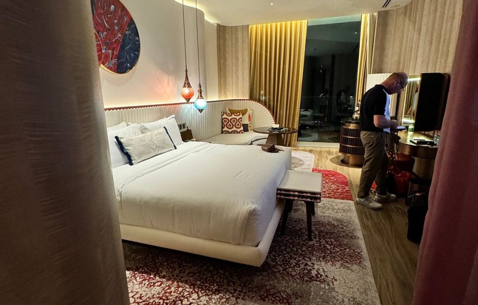 W Dubai – Mina Seyahi Dubai