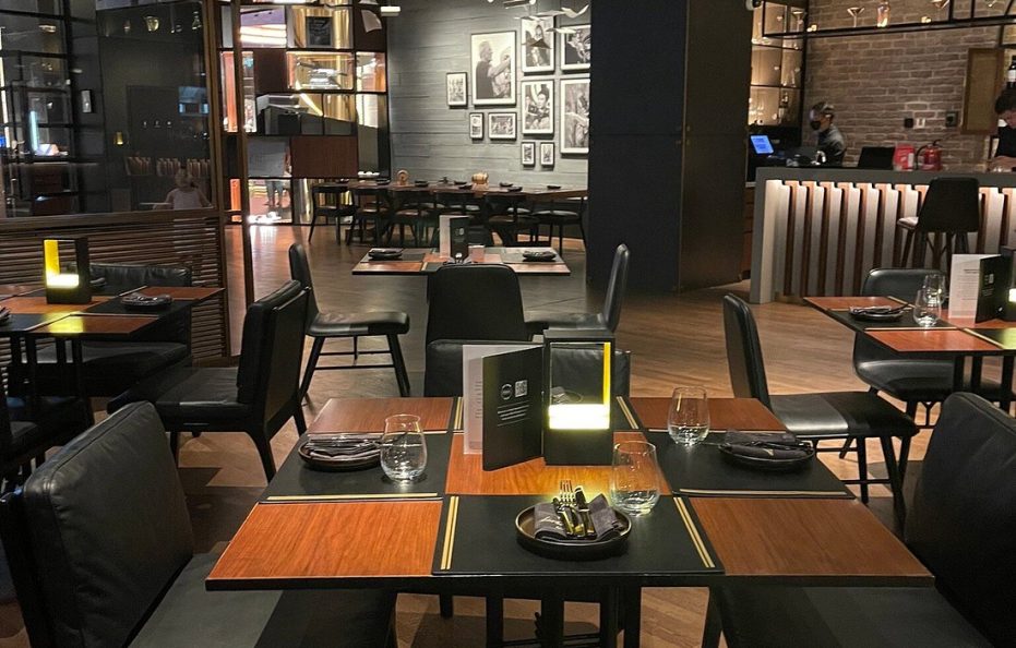 The WB Abu Dhabi, Curio Collection by Hilton Abu Dhabi