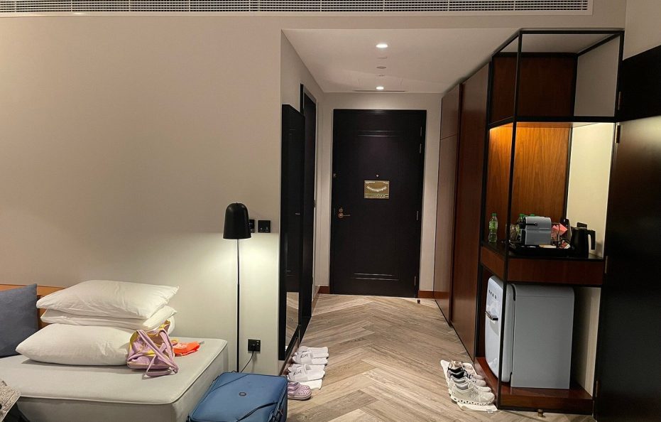 The WB Abu Dhabi, Curio Collection by Hilton Abu Dhabi
