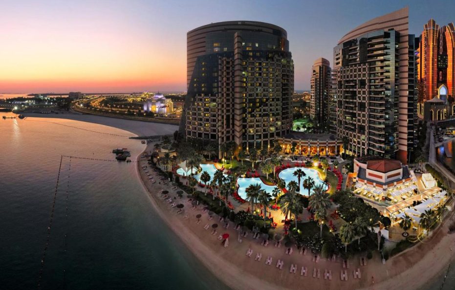 Khalidiya Palace Rayhaan by Rotana Abu Dhabi