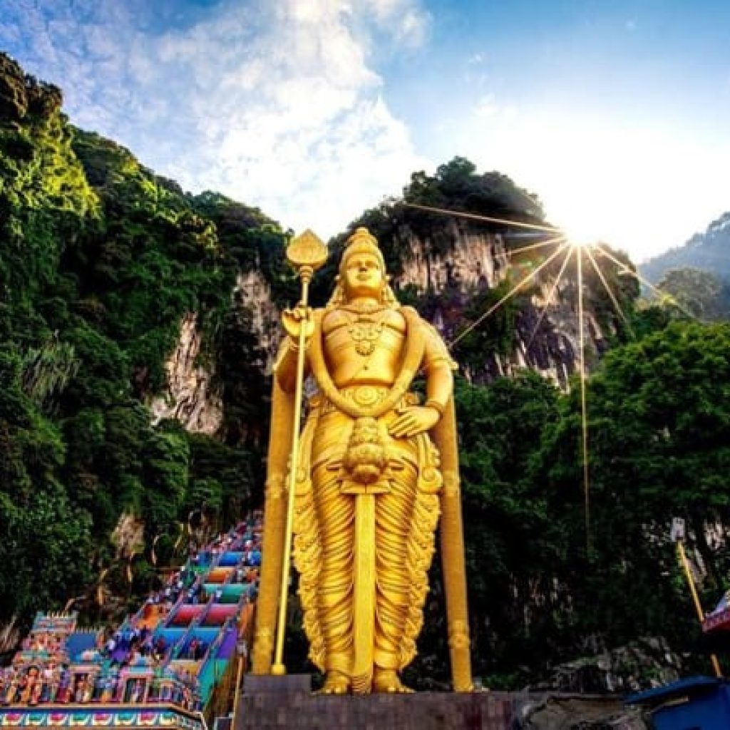 Grand Kuala Lumpur with Putrajaya and Batu Caves Private Tour