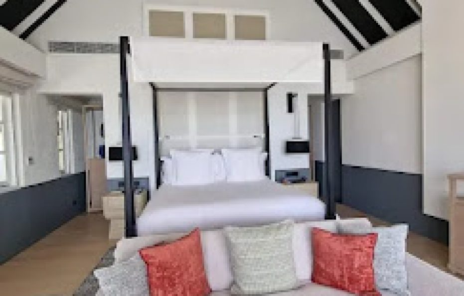 Four Seasons Resort Maldives at Landaa Giraavaru