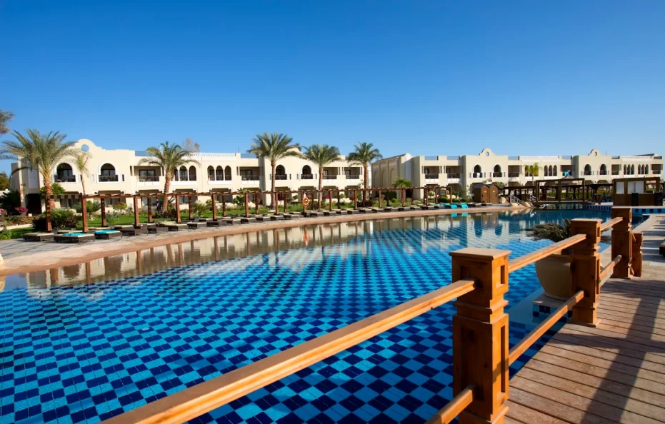 Sunrise Arabian Beach Resort
