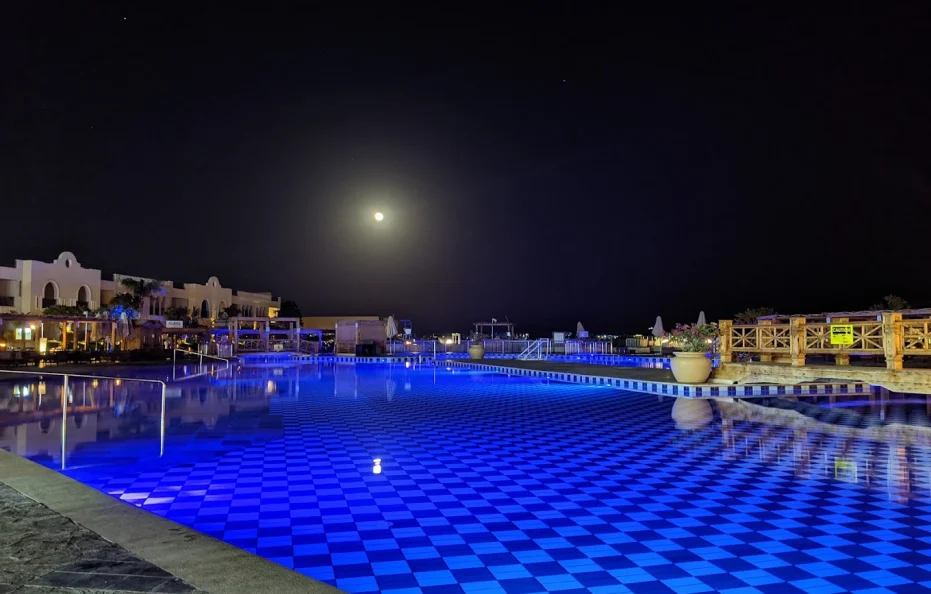 Sunrise Arabian Beach Resort