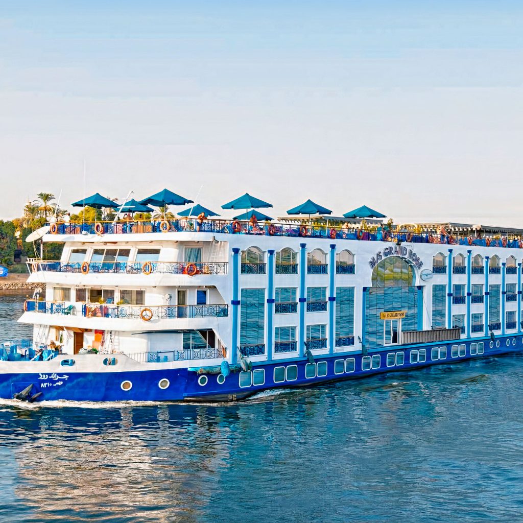 Nile River Cruise Between Luxor and Aswan