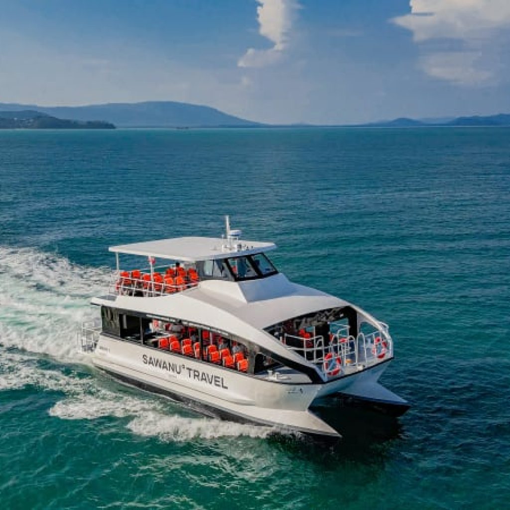 Semi Yacht Phi Phi Islands and Khai Island Day Trip